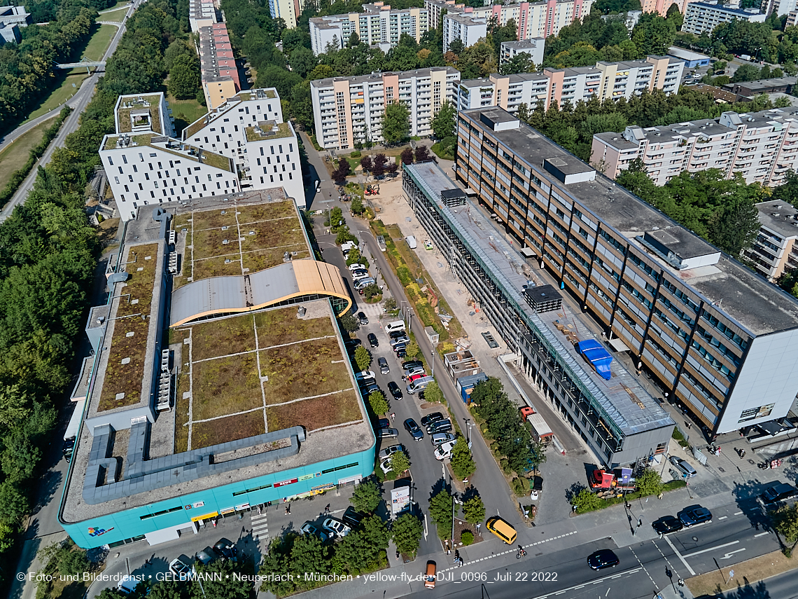 22.07.2022 - Plettzentrum und Montessori Schule in Neuperlach